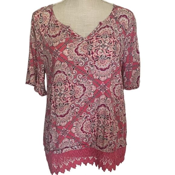 Medium, Pink Paisley w/ Bottom Lace Trim & Flutter Sleeves, Notch V Neck Top - Picture 1 of 5
